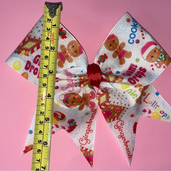 Gingerbread Man Hair Bow - Christmas Hair Bow - Hair Clip - Girls Hair Bow - Picture 6 of 6